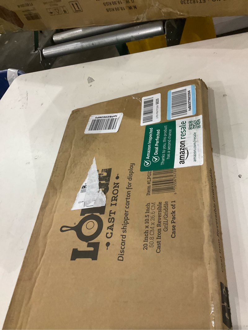 Condition photo showing New/Like New for Lodge 20 x 10.44 Inch Pro-Grid Reversible Cast Iron Grill/Griddle – Double Burner Cookware, Pre-Seasoned, Non-Toxic, Made in USA, For Stovetop, Oven, Grill & Campfire