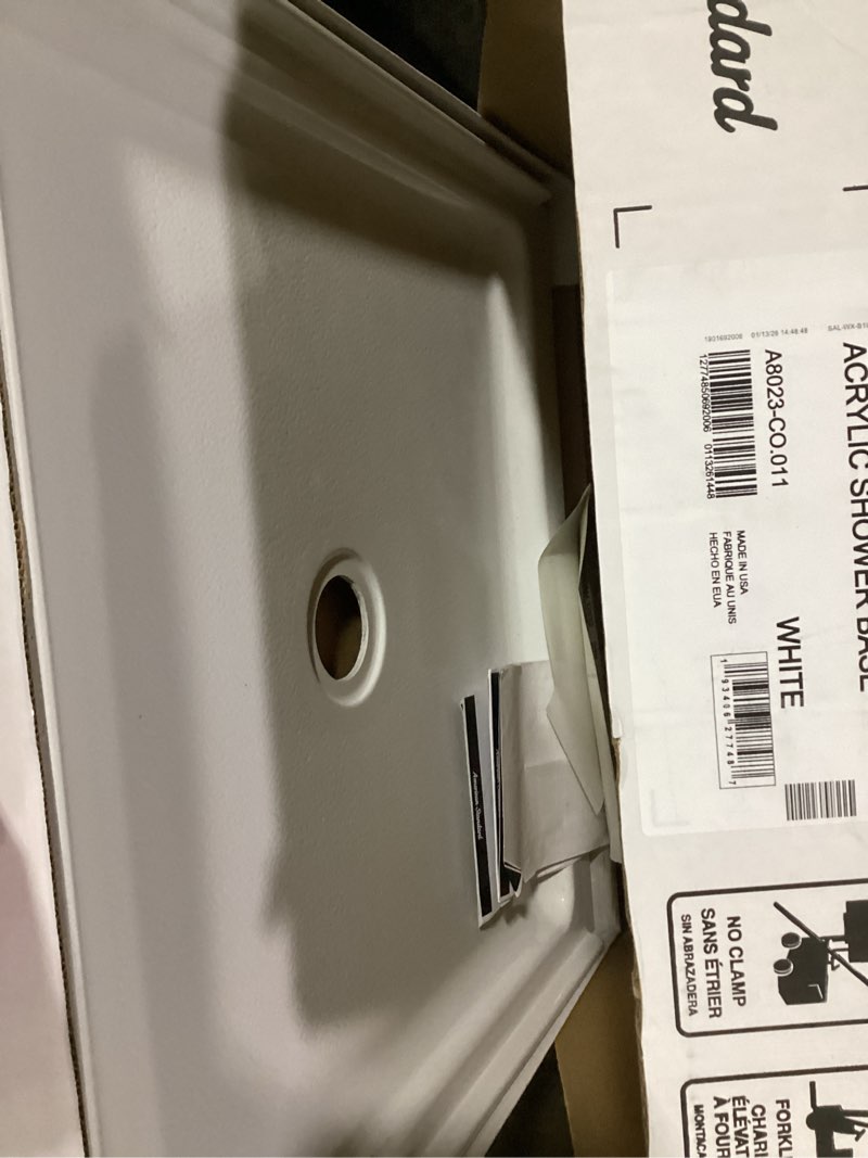 Condition photo showing New/Like New for american standard mainstream 32-in w x 32-in l arctic white single threshold square shower pan base with 3.25-in h threshold (center drain)