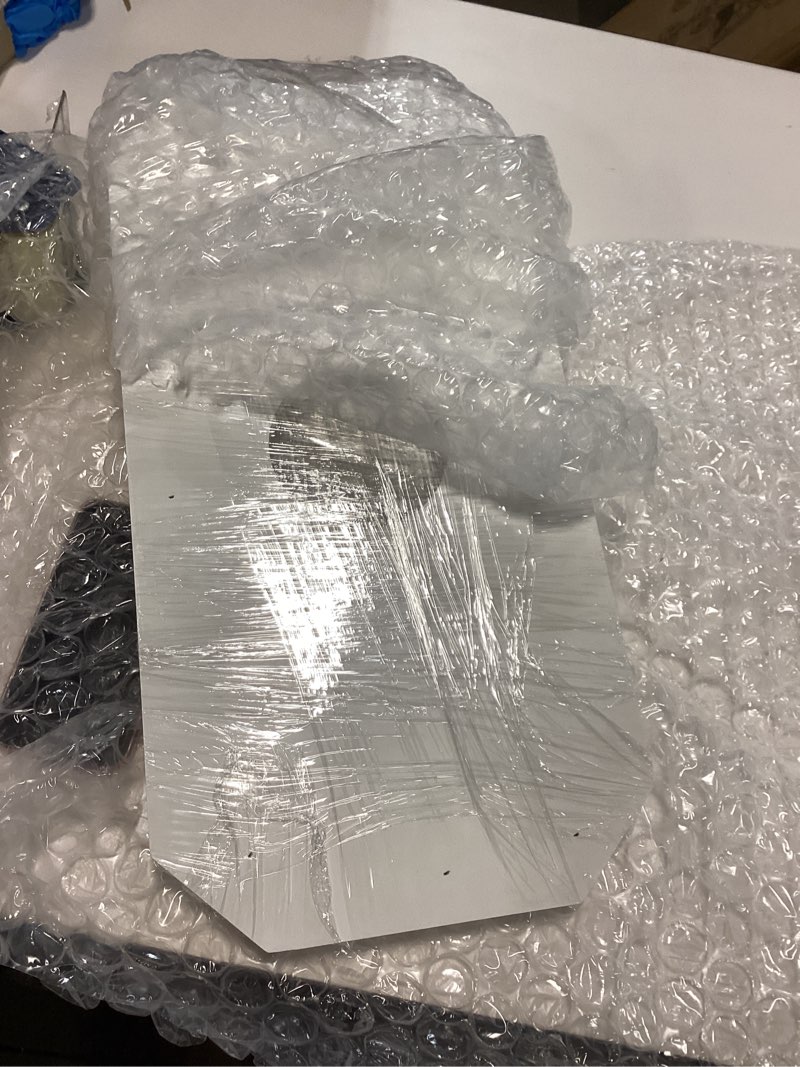https://lotting-media.assets.bidfta.com/lotting_f8eb1965-7777-449a-9070-ab3cf9e34aac