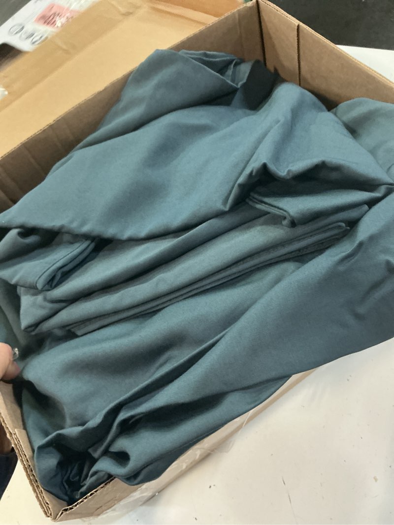 Condition photo showing Good Condition for bamboo sheet set, king, nightfall