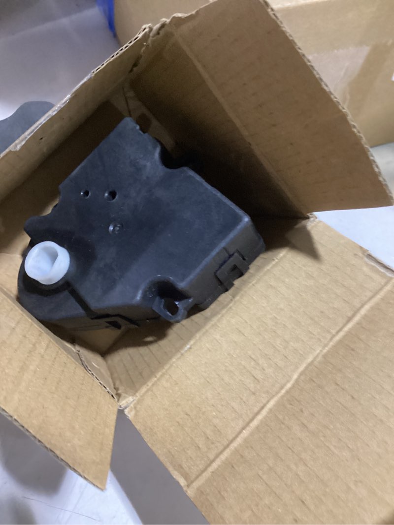 Condition photo showing Good Condition for dorman 604-991 hvac blend door actuator compatible with select models