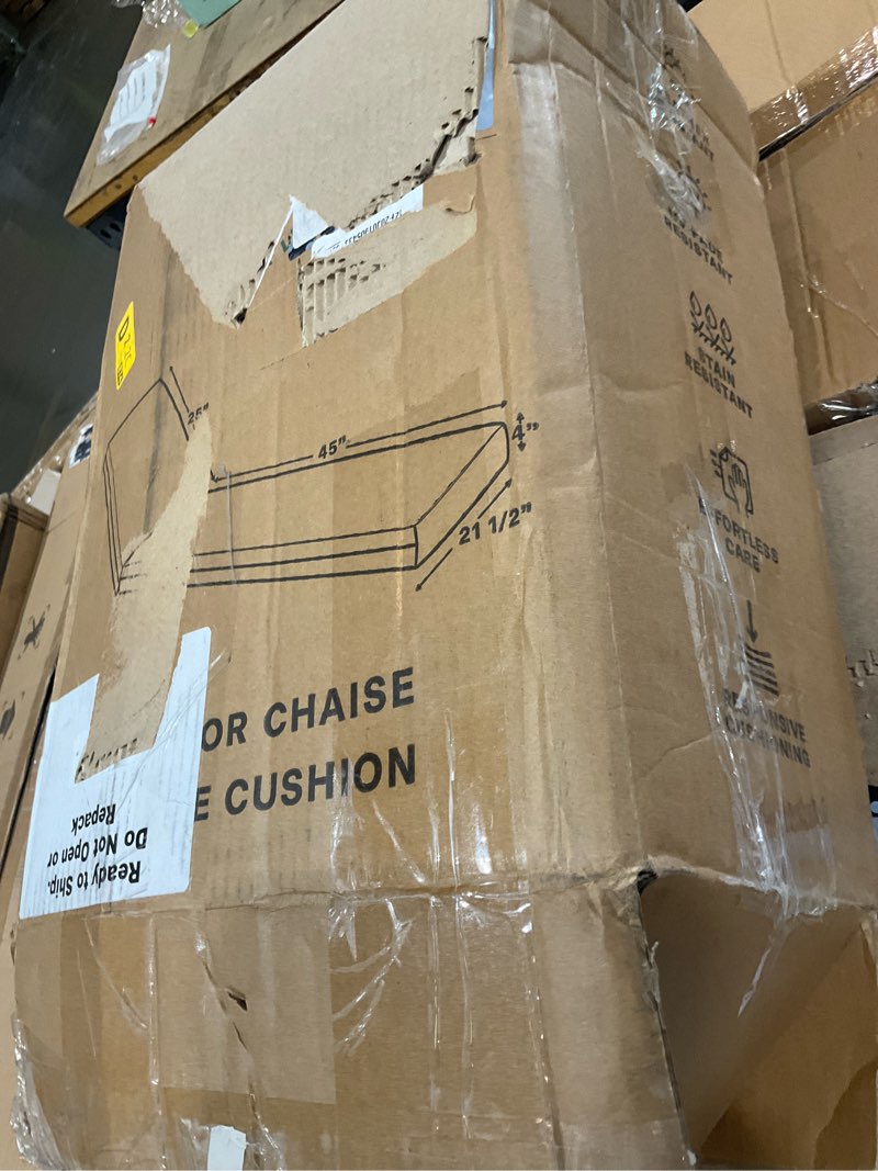 Condition photo showing Good Condition for lounge chaise cushion