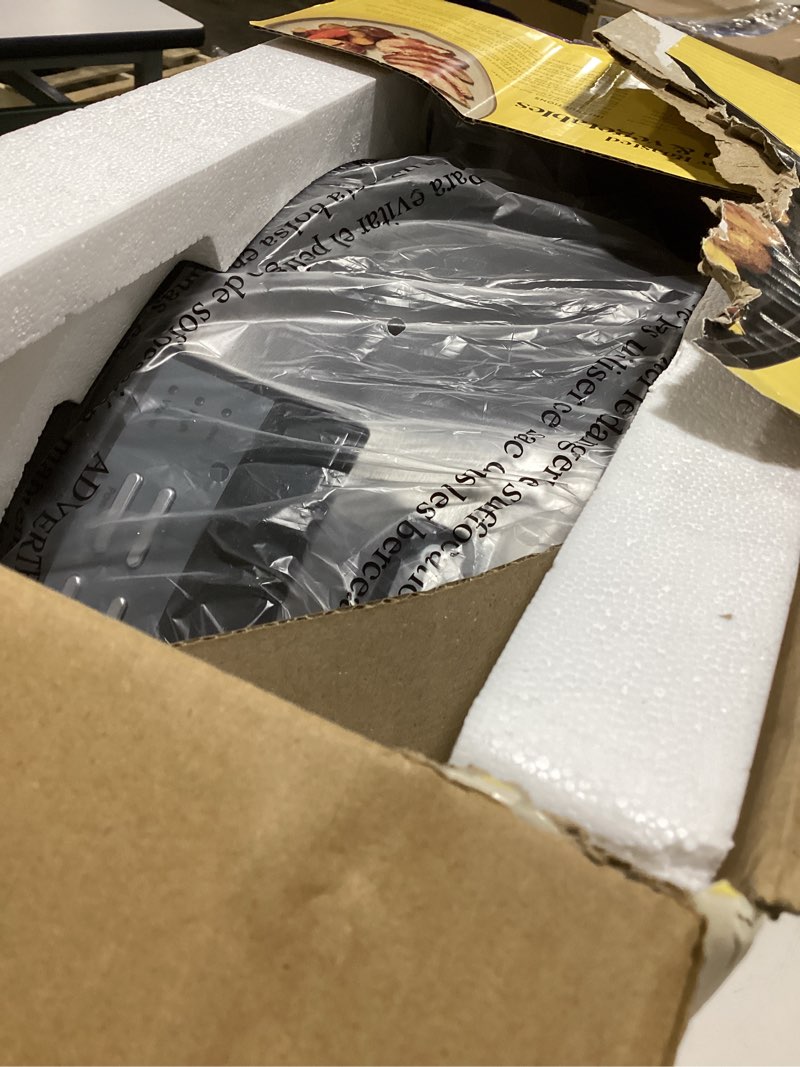 Condition photo showing Good Condition for Crock-Pot Large 8-Quart Programmable Slow Cooker with Auto Warm Setting Black Stainless Steel