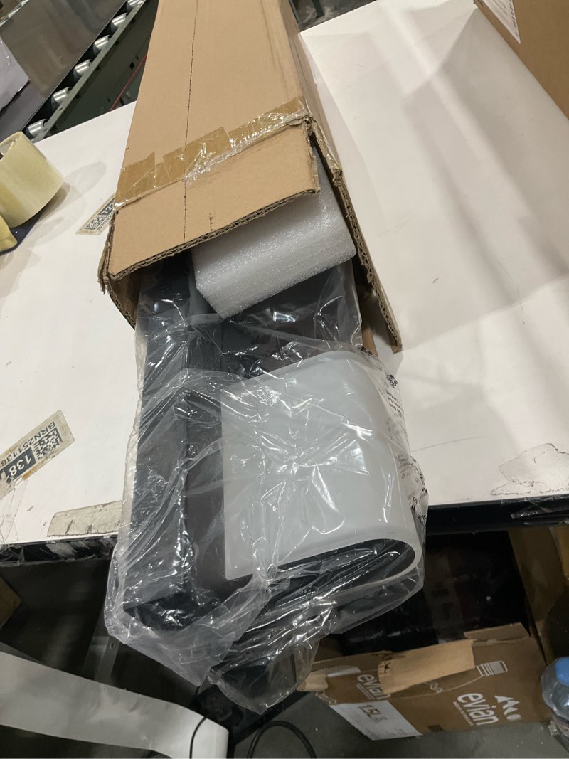 Condition photo showing Good Condition for vanity light