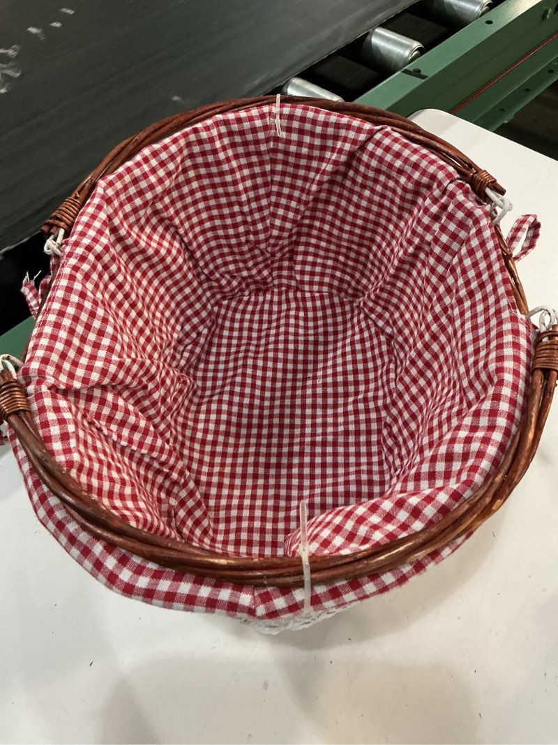 Condition photo showing Good Condition for gniemckin 1 pack 14.2 inch wicker basket with handle, wicker picnic baskets with red checkered liner, oval willow woven basket for fruit, wine, wedding, picnic(brown color) 1 pack 14.2 inch brown