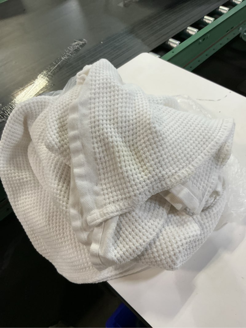 Condition photo showing As Is for Bedsure Gentlesoft 100% Cotton Blanket Queen Size for Bed - Breathable and Soft, Thick Cozy Waffle Weave Christmas Blanket Gift for Women, White, 90x90 Inches 01 - White Queen (90" x 90")