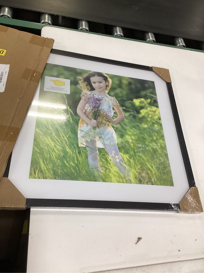 Condition photo showing Good Condition for 20x20 Black Picture Frame Mat for 16x16 Photo Wall Mounting Poster Frame-1pcs Black 20x20