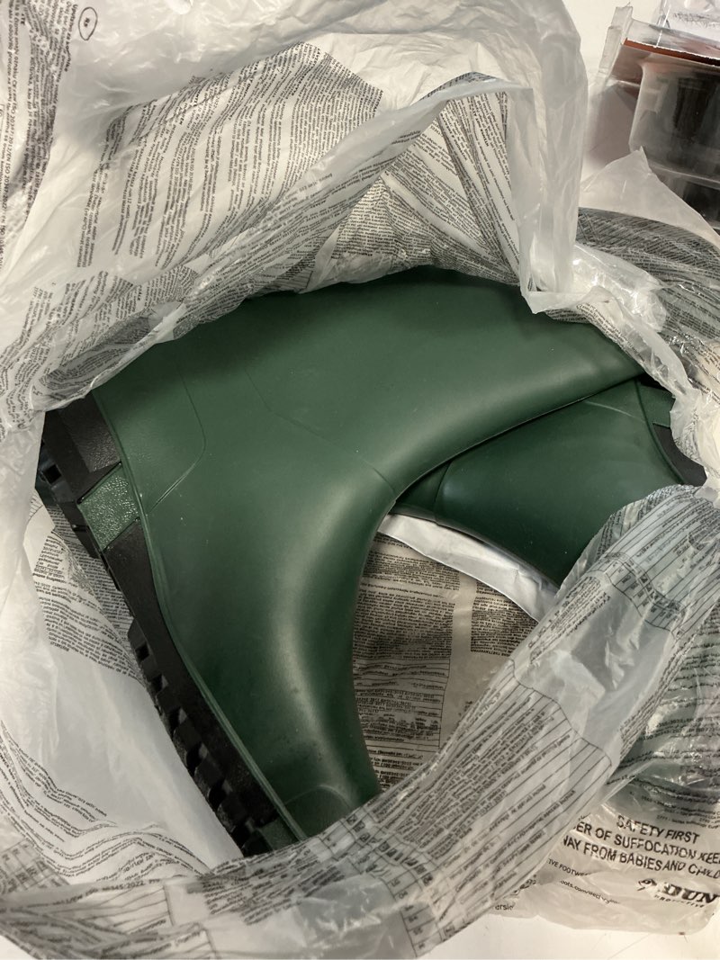 Condition photo showing Good Condition for dunlop women's-sport-pvc-rain boots-heritage green/black-size 5