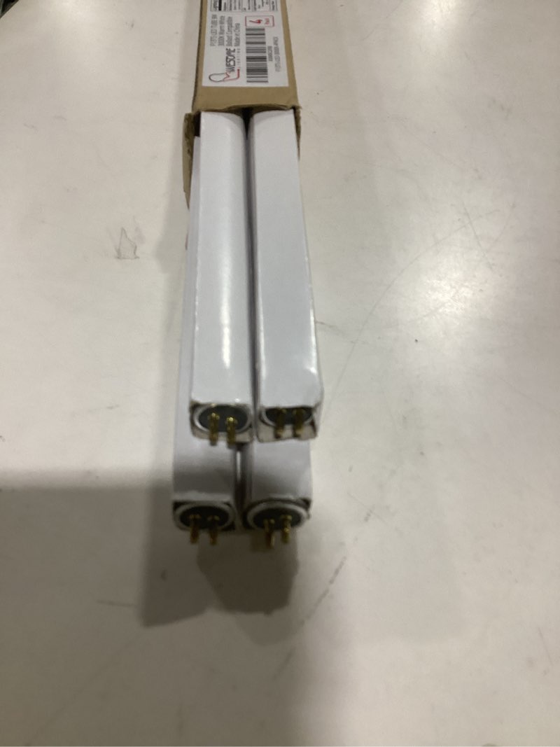 Condition photo showing Good Condition for 21 Inch F13T5/WW LED Replacement Bulbs, 3000K Warm White, T5 LED 9 Watts Replace Fluorescent Bulb with LED, Replacement Tube for Counter and Cabinet Fixture, 4 Pack 3000k Warm White 4 Pack