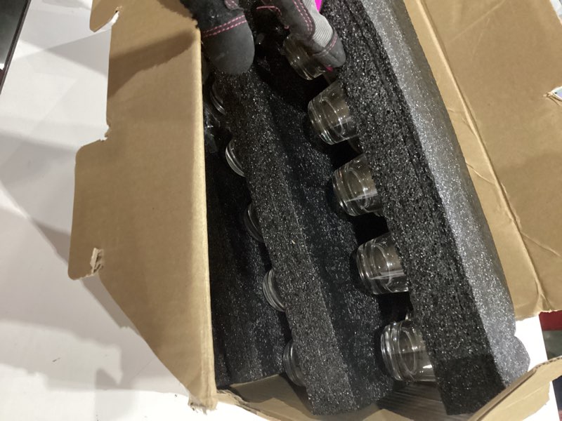 Condition photo showing Good Condition for INFTYLE Shot Glasses Bulk 36 Pack 1.7oz / 50 ml Clear Shot Glass with Heavy Base Shot Glasses Bulk for Whiskey, Tequila, Vodka, Liqueur, Bars Gift Box Clear-36