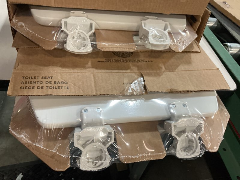 Condition photo showing New/Like New for bemis 1500ec durable wood toilet seat with easy clean hinges, made in usa, elongated, white, 2-pack elongated 2