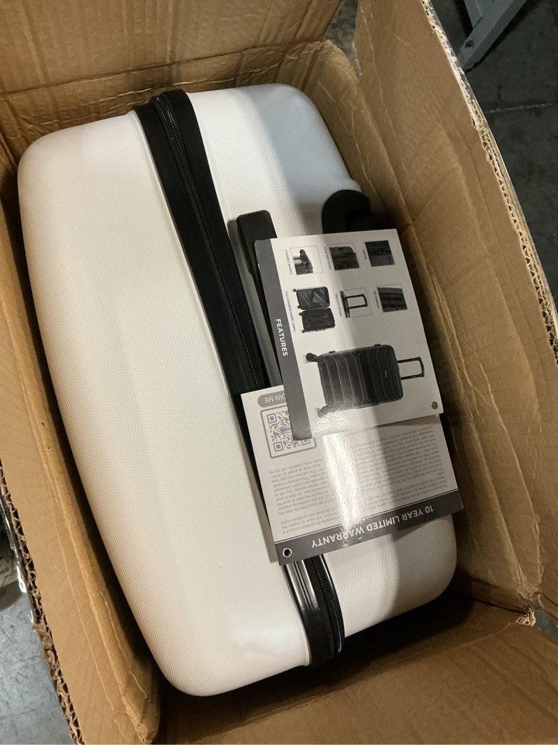 Condition photo showing Good Condition for InUSA Trend Lightweight Hardside Spinner 3pc Luggage Set - White