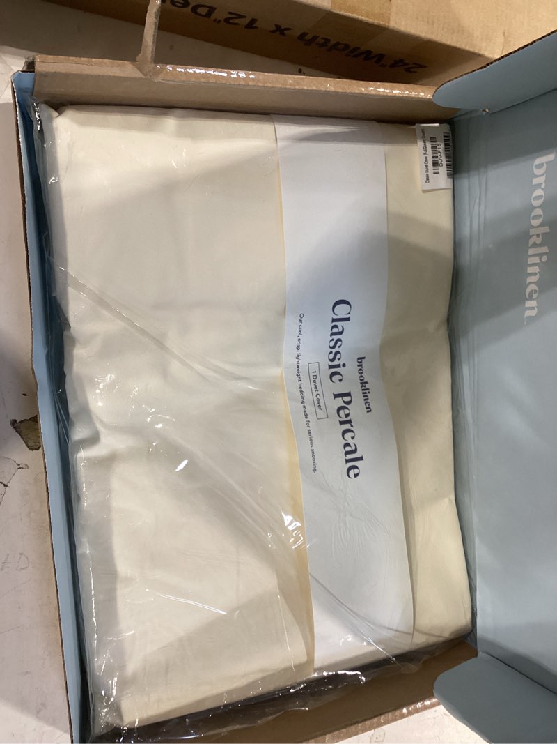 Condition photo showing Good Condition for brooklinen luxury percale duvet cover – 100% cotton, cool, crisp, extra-long corner ties, button closure, soft & breathable – machine washable, duvet cover full/queen bed sizes (cream) cream full/queen
