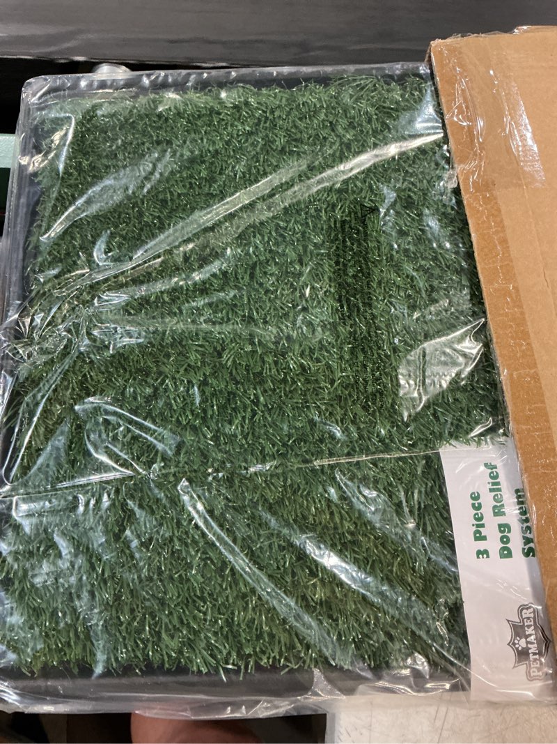 Condition photo showing New/Like New for artificial grass puppy pad for dogs and small pets ? reusable potty-training pad with tray ? dog housebreaking supplies by petmaker (16 x 20)