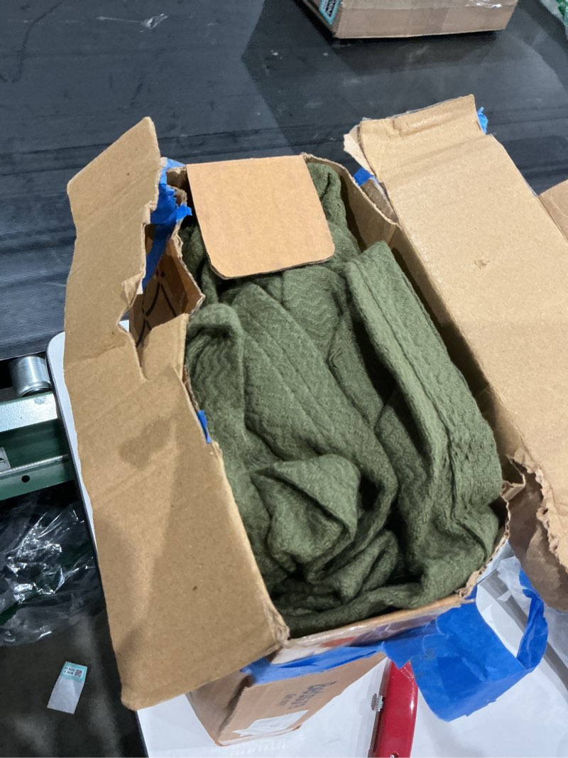 Condition photo showing Good Condition for bedsure gentlesoft 100% cotton blanket queen size for bed - breathable and lightweight, soft cozy textured herringbone woven blanket for summer, olive green, 90x90 inches 00 - olive green queen (90" x 90")