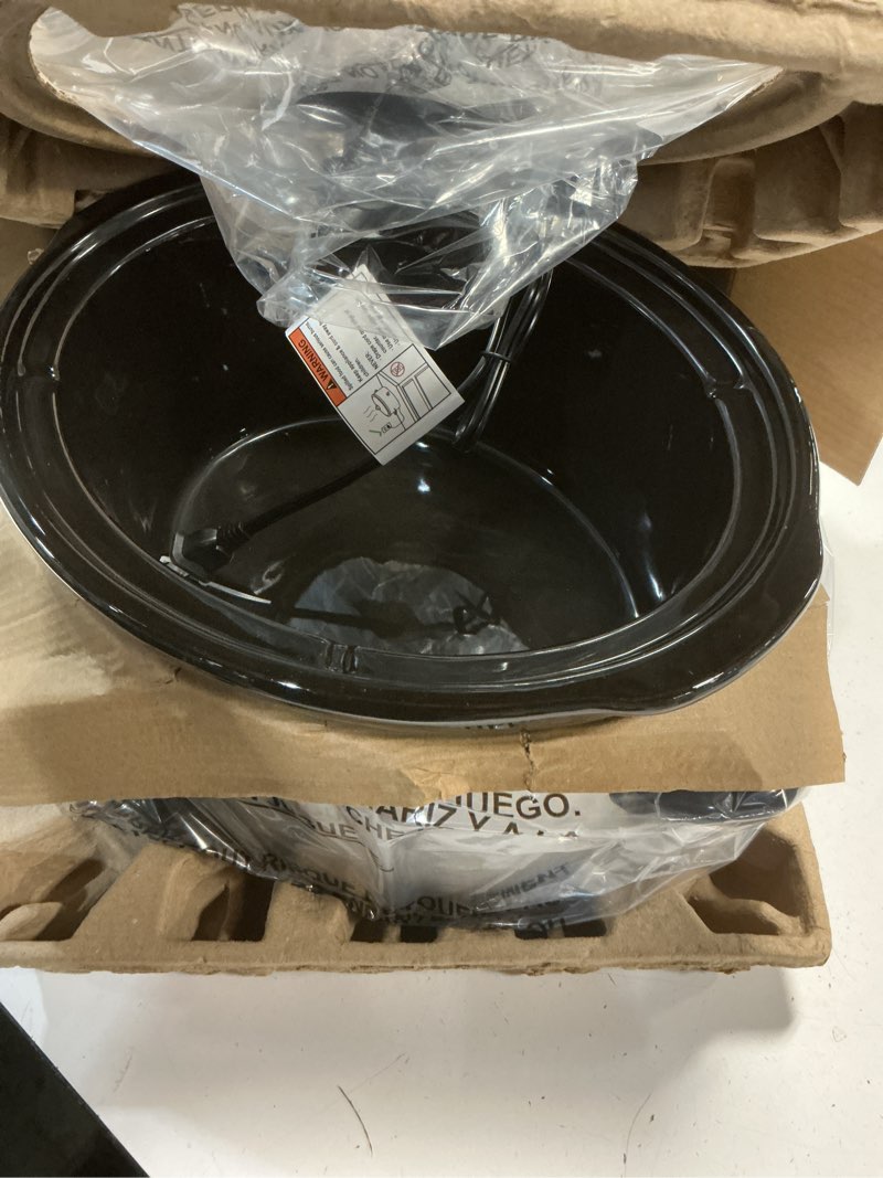 Condition photo showing Good Condition for mainstays 6 quart oval slow cooker, stainless steel finish, glass lid, model # ms54100112168s