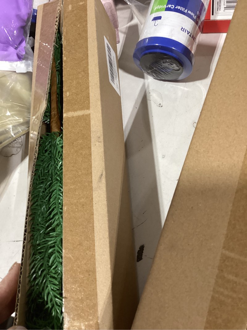 Condition photo showing Good Condition for Christmas Norfolk Pine Stems -18Inch Artificial Christmas Green Plants Branch Faux Greenery Branches Pine Picks for Vase DIY Crafts Xmas Garland Wreath Indoor Outdoor Home Holiday Decor (8)