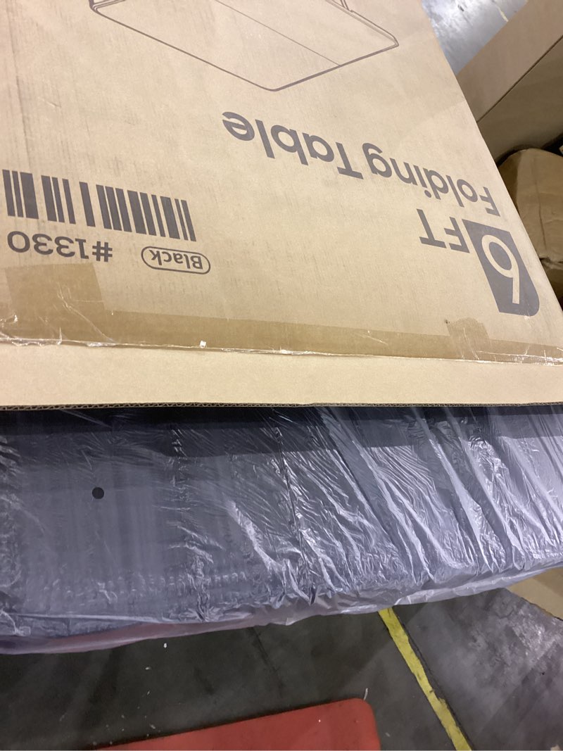 Condition photo showing Good Condition for 6ft folding table