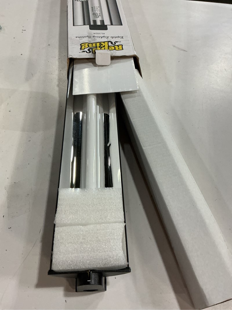 Condition photo showing Good Condition for ReptiKing Upgraded T5 UVB Reptile Light, 10.0 UVB 24W German Made Fluorescent Lamp and Fixture Kit, for Desert-Dwelling Reptiles, Bearded Dragon UVB Lamp Bulb 24W Reptile T5 UVB Light Kit