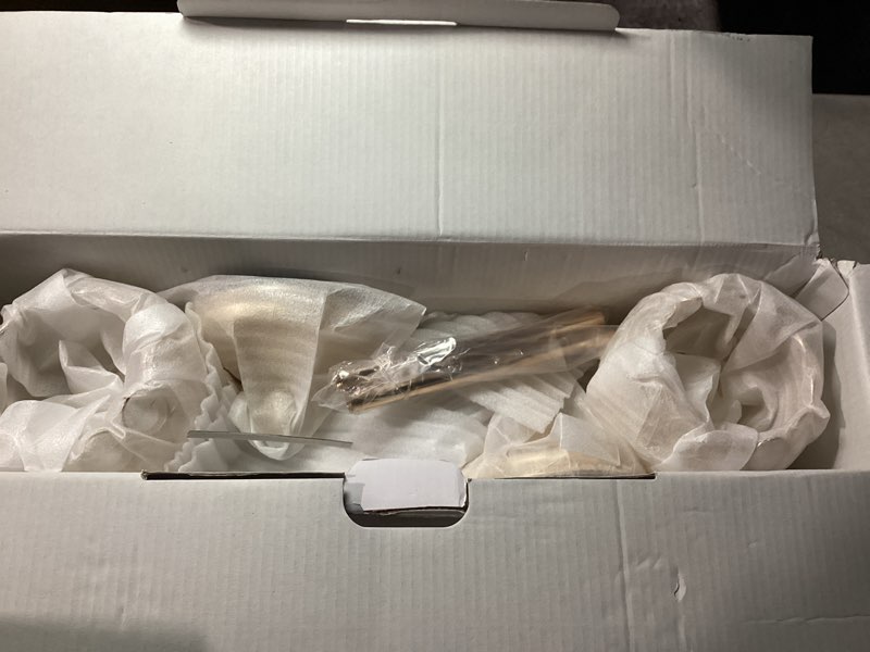 Condition photo showing Good Condition for VINCIGANT Set of 3 Gold Candle Holders Wedding Table Centerpieces,Tealight Candlestick Candelabra Stand with 3 Arms for Fireplace Home Living Room Decor,Valentine's Day Housewarming 8.3&2Pcs13" Tall Gold