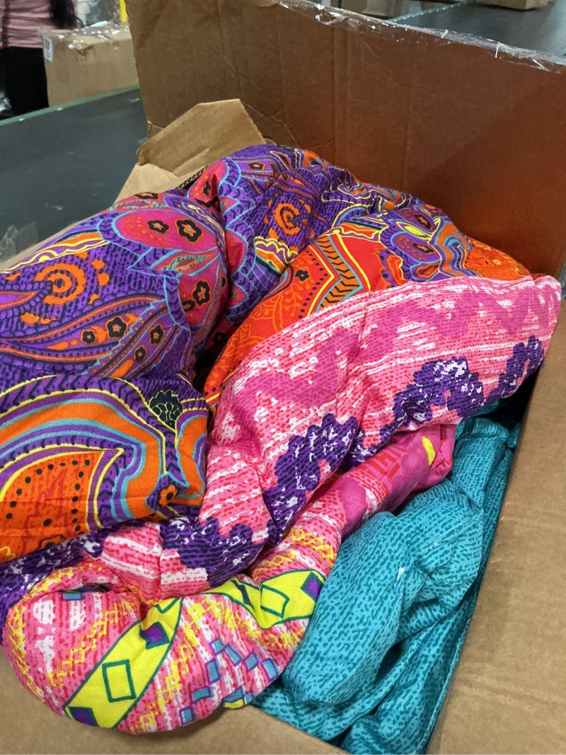 Condition photo showing Good Condition for twin etdiffe boho queen size comforter set, 3pc colorful bohemian chic soft bedding set, all season lightweight hippie teal orange bed comforter queen boho colorful
