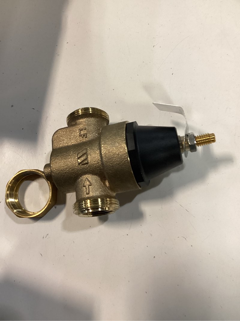 Condition photo showing Good Condition for watts 3/4 in. female threaded union brass water pressure reducing valve 3/4 in. fnpt