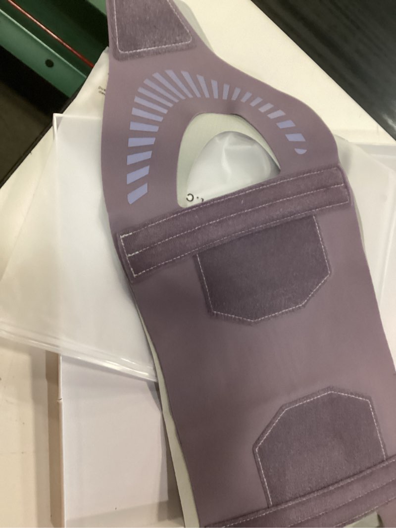 Condition photo showing Good Condition for light hinged knee brace for women, strong adjustable compression knee brace, quick wrap around patella support with side stabilizers for meniscus tear, arthritis medium