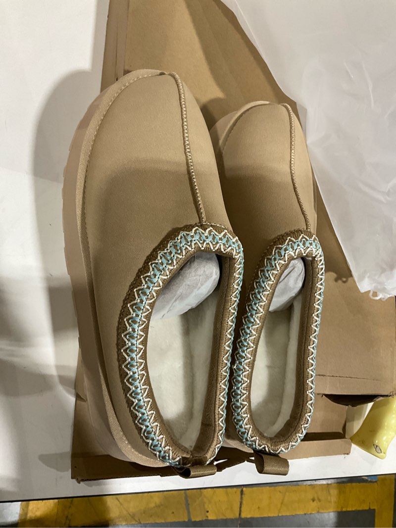 Condition photo showing Good Condition for Women's Slippers Platform Mini Boots Short Ankle Boot Fur Fleece Lined House slippers Anti-Slip Boot For Outdoor 12 Beige