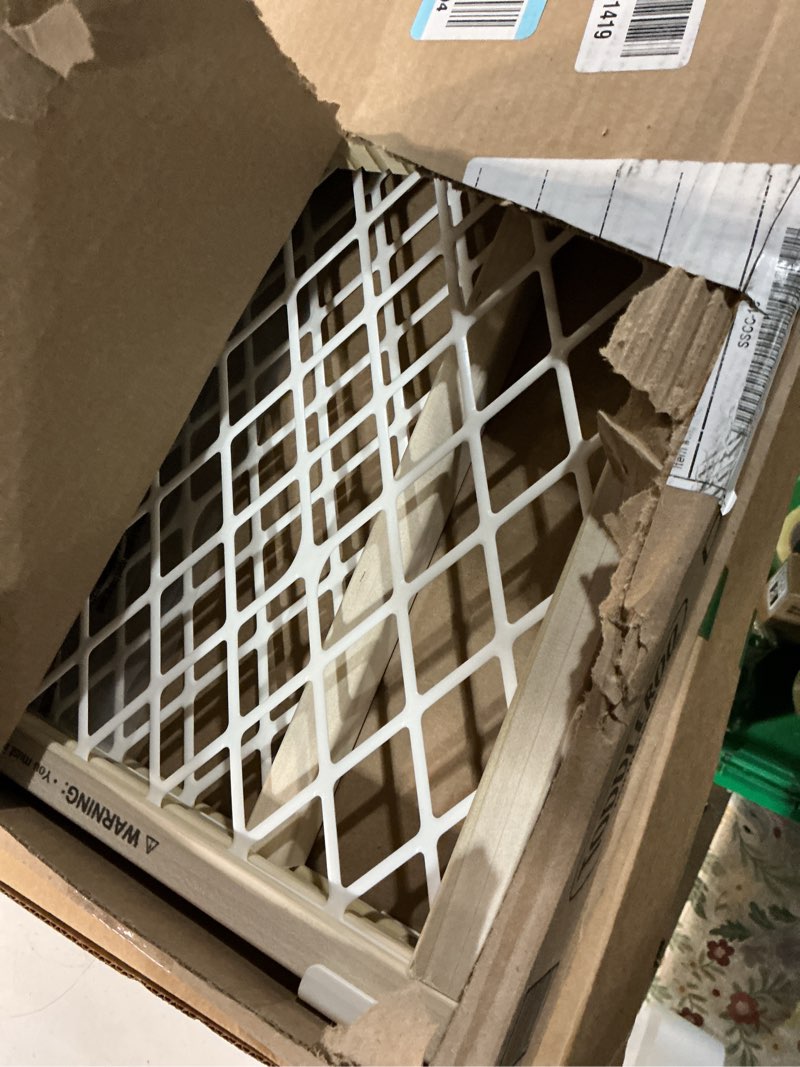 Condition photo showing Good Condition for toddleroo by north states - diamond mesh wooden baby gate: pressure mounted baby gate for doorways - adjustable 26.5 to 42 inches wide - 23 inches tall