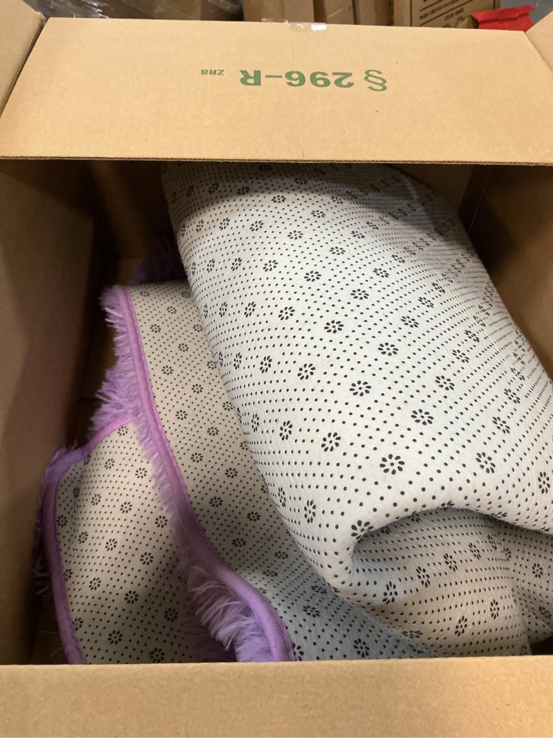 Condition photo showing Good Condition for LOCHAS Ultra Soft Indoor Modern Area Rugs Fluffy Living Room Carpets for Children Bedroom Home Decor Nursery Rug 4x5.3 Feet,Lavender Purple Lavender Purple 4' x 5.3'