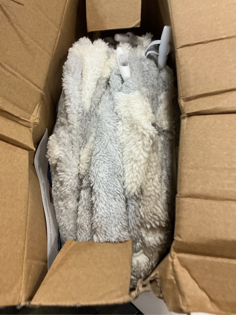 Condition photo showing Good Condition for lesure cat tunnel bed for indoor cats - cute cat donut tunnel toys for small large cats with washable circle cushion, round pet peekaboo cave toy for kitten/puppy/rabbit, standard galaxy grey standard (33.5"l x 33.5"w x 10"h) galaxy grey