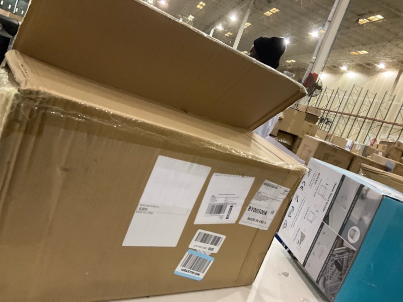 Christmas tree decorations 