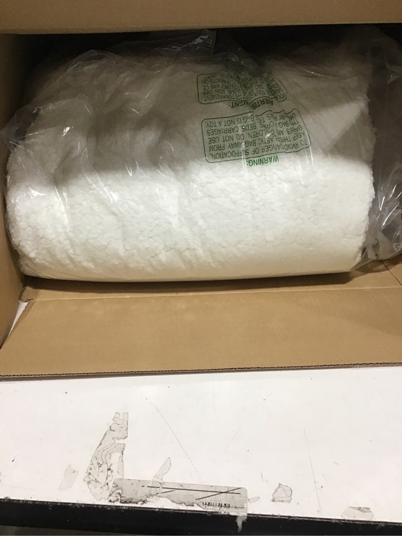 Condition photo showing New/Like New for Bedsure GentleSoft Fluffy Cream King Size Blanket for Bed, Thick Soft Sherpa Faux Fur Fleece Bedding Fuzzy Plush Winter Warm Heavy Big Large King Blanket, Cozy Cream Gifts for Men Women, 108x90 02- Cream King (108" x 90")
