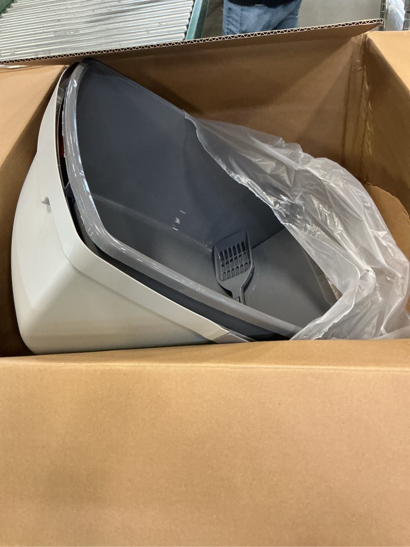 Condition photo showing Good Condition for IRIS USA Cat Litter Box, Large Litter Box Enclosure with Front Door Flap and Scoop, Covered Kitty Litter Box with Handle and Buckles for Portability and Privacy, Gray