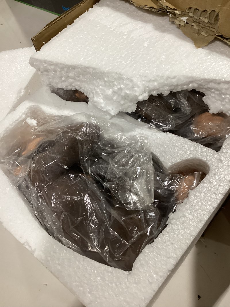 Condition photo showing Good Condition for 3 Wise Monkeys Statue Hear-No, See-No, Speak-No Evil Three Truths of Abstract Art Monkeys Figurine Brown 7.8" Resin Modern Home Decorative Ornaments,Men Office Desk Decor,Resin