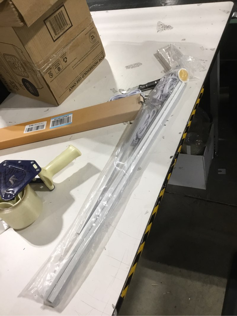 Condition photo showing Good Condition for Lichaser LED Recessed Lighting for Acoustic Panel, 6 Pcs of 3000K Dimmable LED Strip Light for Wood Slat Wall Panel in Parallel with Touch Sensor, Self-Adhesive for Slat Wall Decor (4*28 in+2*16 in)