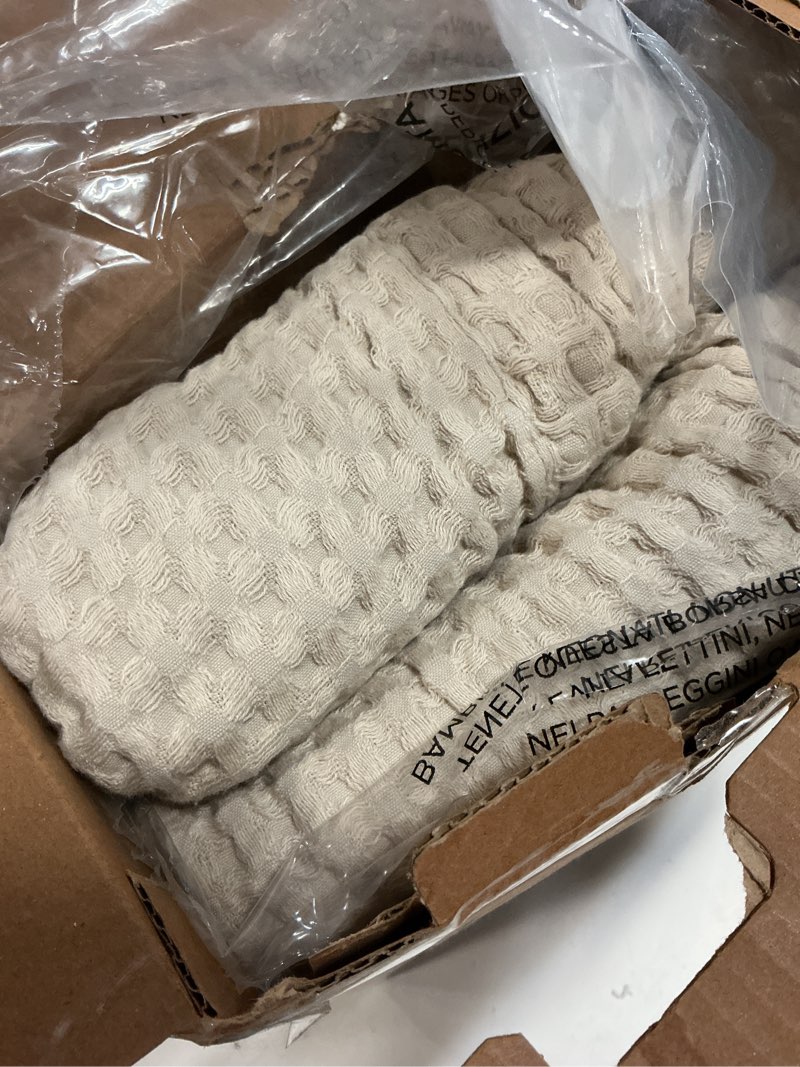 Condition photo showing Good Condition for bedsure 100% cotton king size blanket for spring summer, ultra soft waffle weave king blanket for bed, thin lightweight breathable bedding gifts for women, men, teens, linen, 108" x 90" linen king (108" x 90")