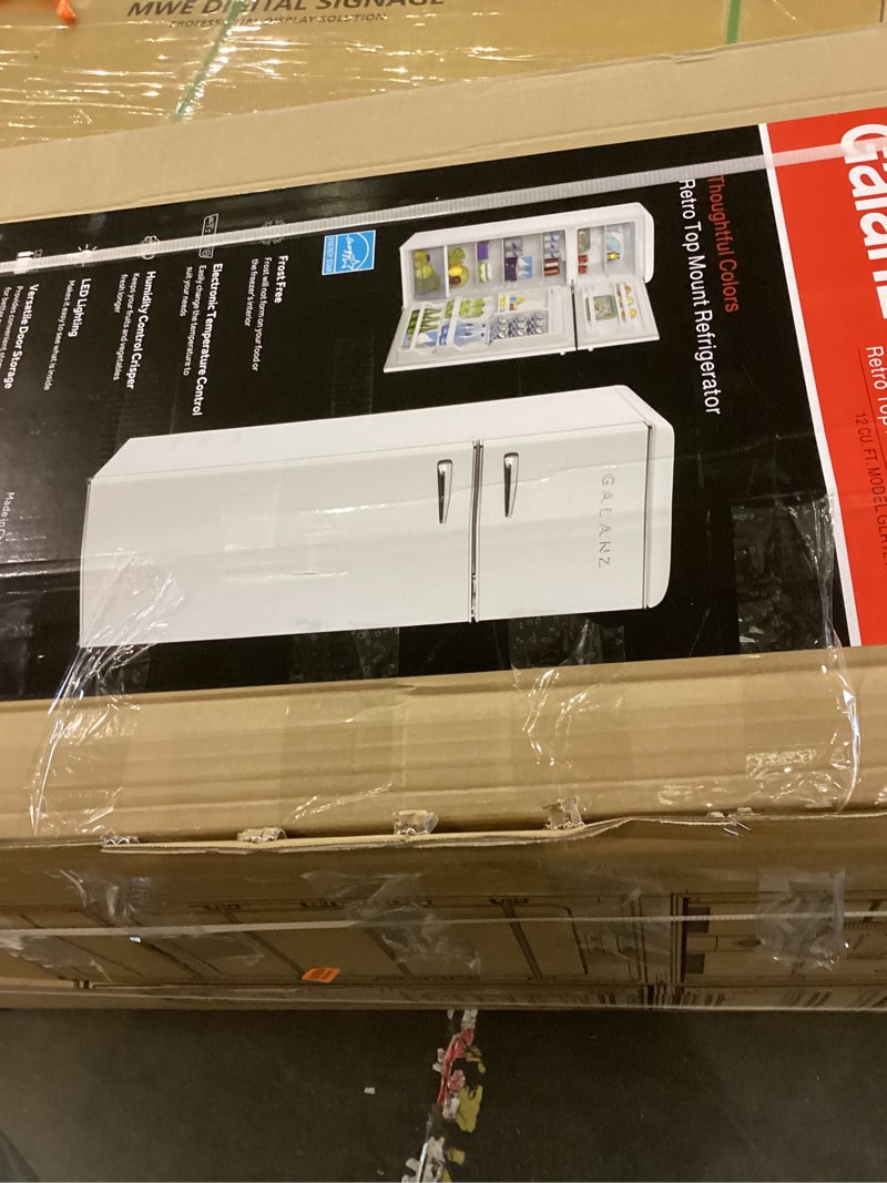 Condition photo showing New/Like New for Galanz GLR12TWEEFR Refrigerator, Dual Door Fridge, Adjustable Electrical Thermostat Control with Top Mount Freezer Compartment, Retro White, 12.0 Cu Ft