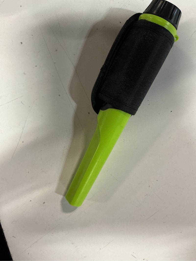 Condition photo showing Good Condition for 11 inch detection depth metal detector pinpointer for adults,ip68 fully waterproof handheld metal detector wand,professional high accuracy,adjustable sensitivity,360° detection,led indicator(ds-2)
