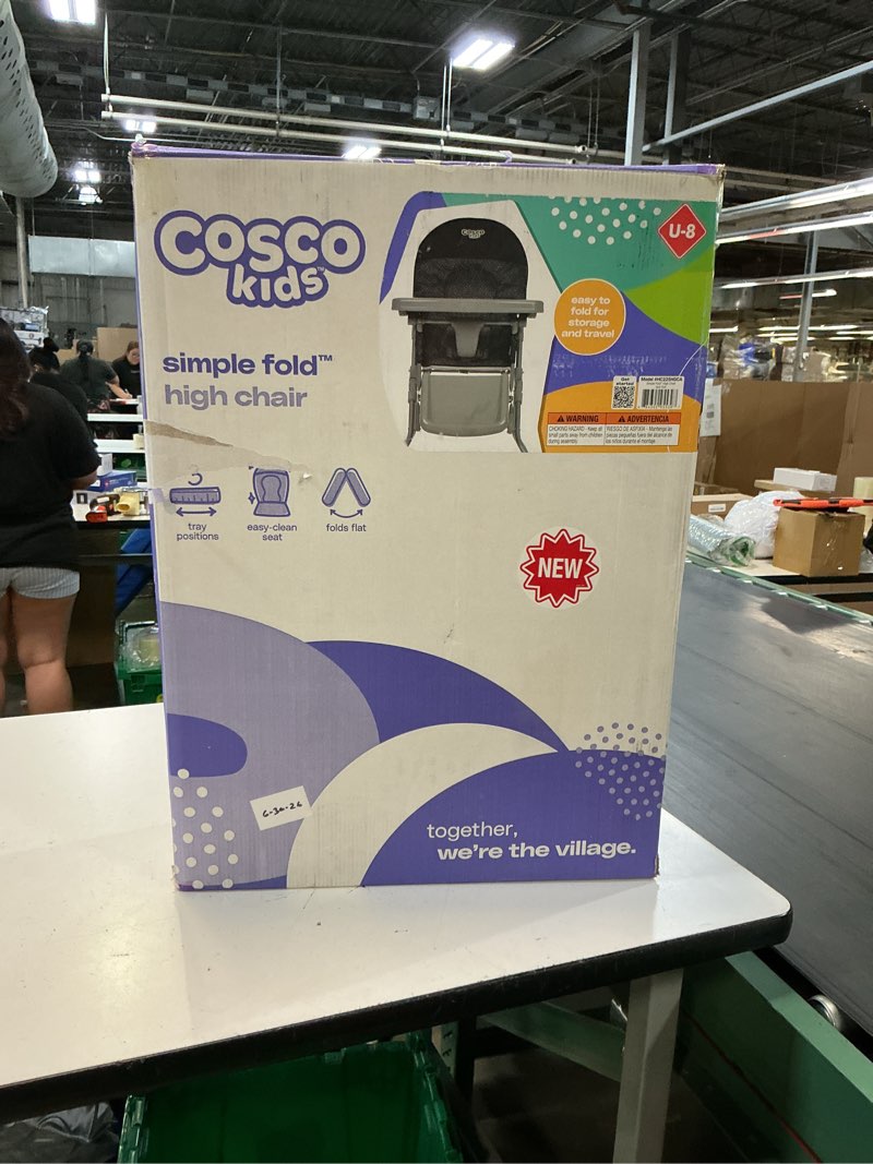 Condition photo showing New/Like New for cosco kids simple fold high chair, noir dot
