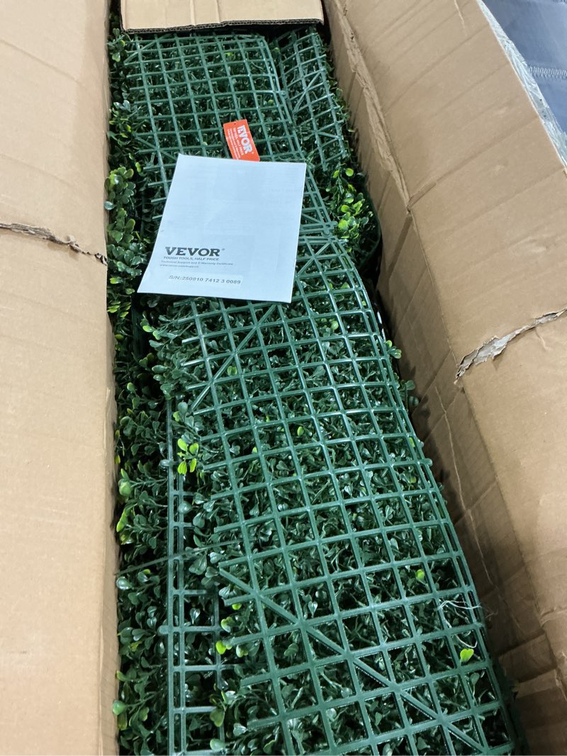 Condition photo showing New/Like New for vevor artificial grass wall panels, 40 x 120 inch, milan grass greenery boxwood panel for indoor outdoor green decor & ivy fence covering, privacy backdrop wall hedge screen for garden boxwood 40 x 120 in