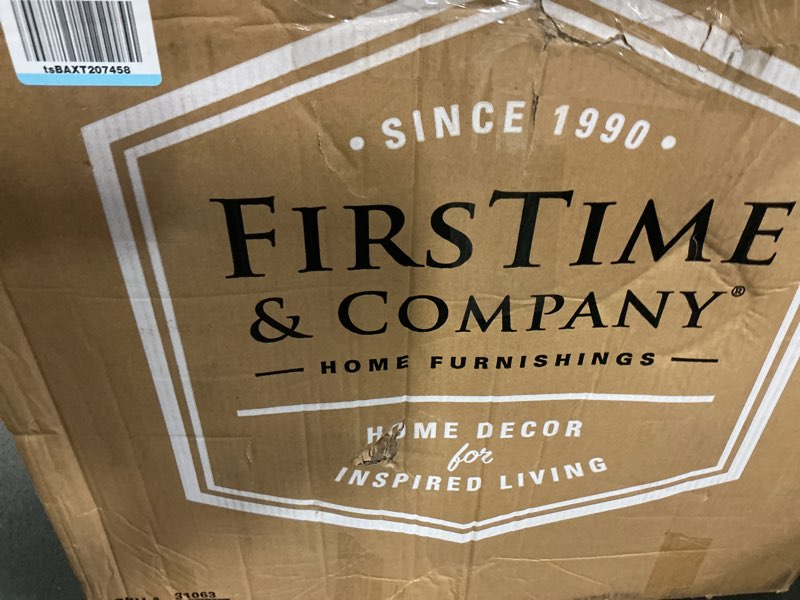 https://lotting-media.assets.bidfta.com/lotting_f9e576ce-ca42-4888-9539-794fca8e75b5