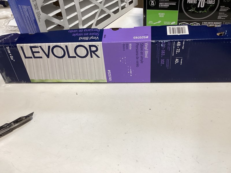 Condition photo showing Good Condition for levolor trim+go 1-in slat width 48-in x 72-in cordless white vinyl room darkening mini-blinds
