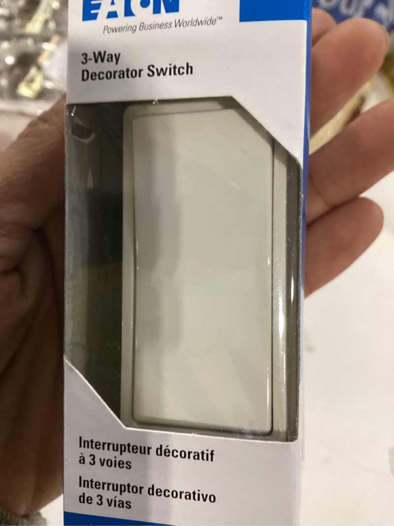 eaton 15-amp 3-way rocker light switch , white