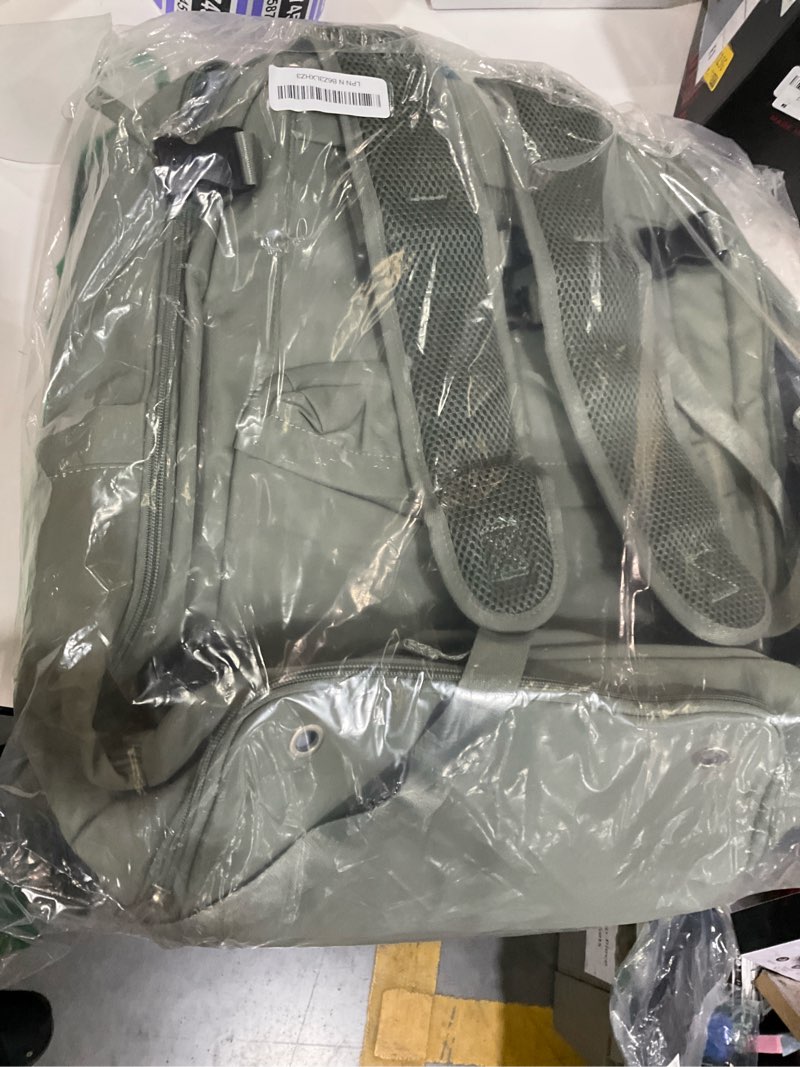 Condition photo showing Good Condition for Vacuum Travel Backpack with Pump for Women, Personal Item Carry on Backpacks Flight Approved 18x14x8 inches for Men,Laptop Waterproof Work Compression bags Casual Daypack. Green. E14-green (With Electric Air Pump) Large