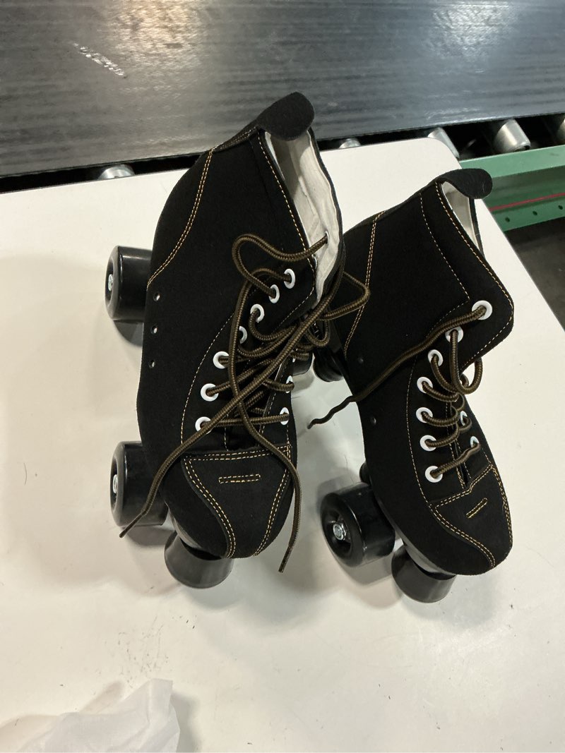 Condition photo showing New/Like New for size  37 xudrez cowhide roller skates for women and men high-top shoes double-row design,adjustable classic premium roller skates