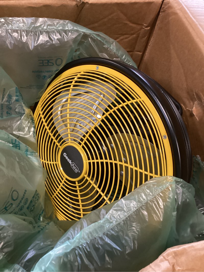 https://lotting-media.assets.bidfta.com/lotting_fa031c6f-486d-435b-bd99-441768baf645