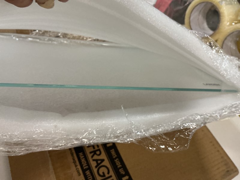 Condition photo showing New/Like New for landen 4mm thick clear glass aquarium lid, includes 4 clips for secure placement, 342 x 168mm(13.46x6.61 inches adapted to landen na362226
