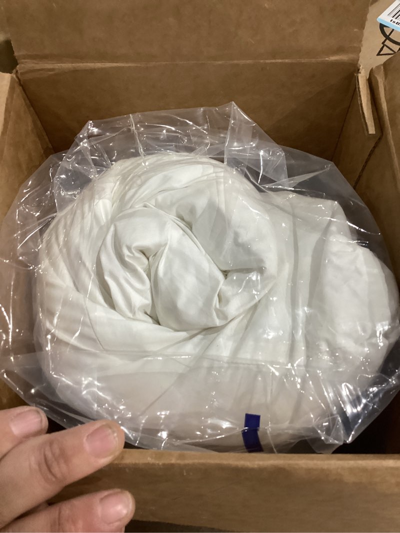 Condition photo showing New/Like New for Casper Sleep Original Pillow for Sleeping, Standard, White Standard Single Pack