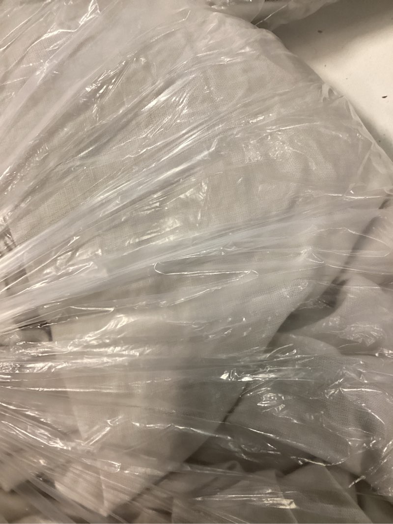 Condition photo showing Good Condition for european linen sheet set, split king, sand